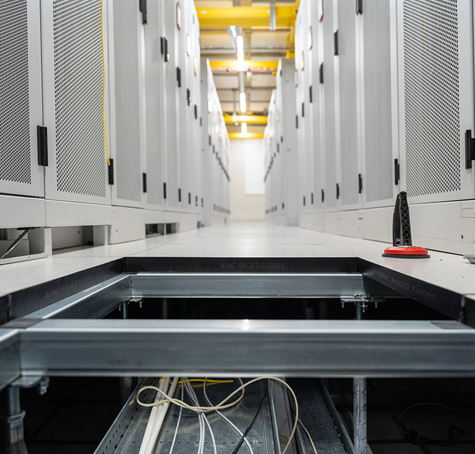 verhoogde-vloer-in-datacenter